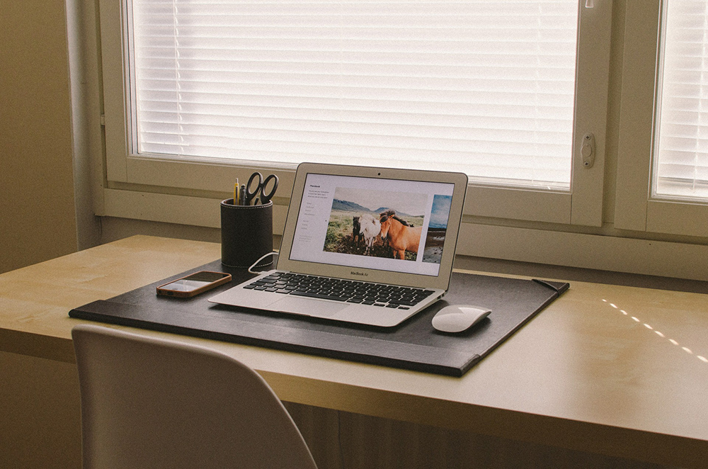 laptop window